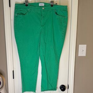 Crown & Ivy Vibrant Green Ankle Jeans